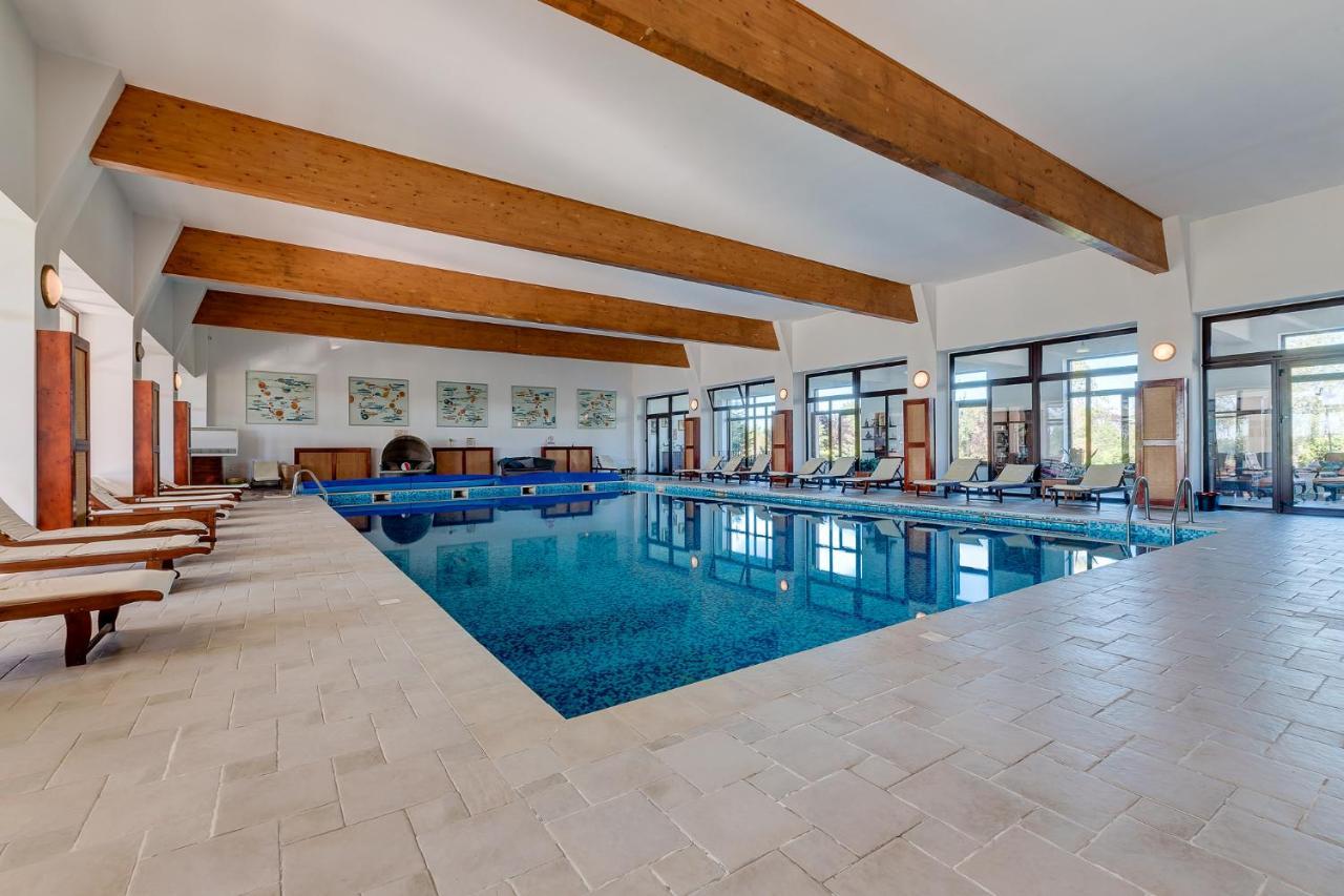 Club Insieme Grand Resort Potlogi Esterno foto