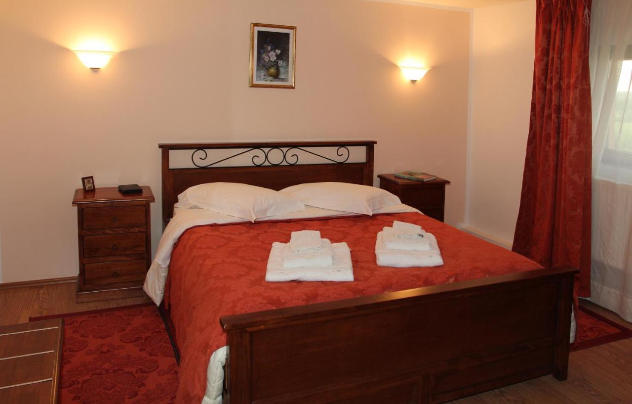 Club Insieme Grand Resort Potlogi Esterno foto