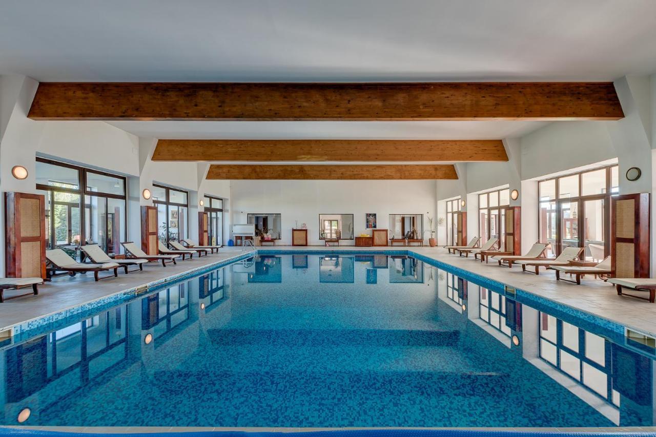 Club Insieme Grand Resort Potlogi Esterno foto